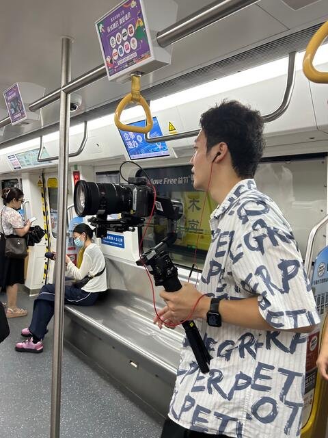 Filming on the Shenzhen metro