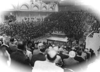 From the LINDRUM family archive